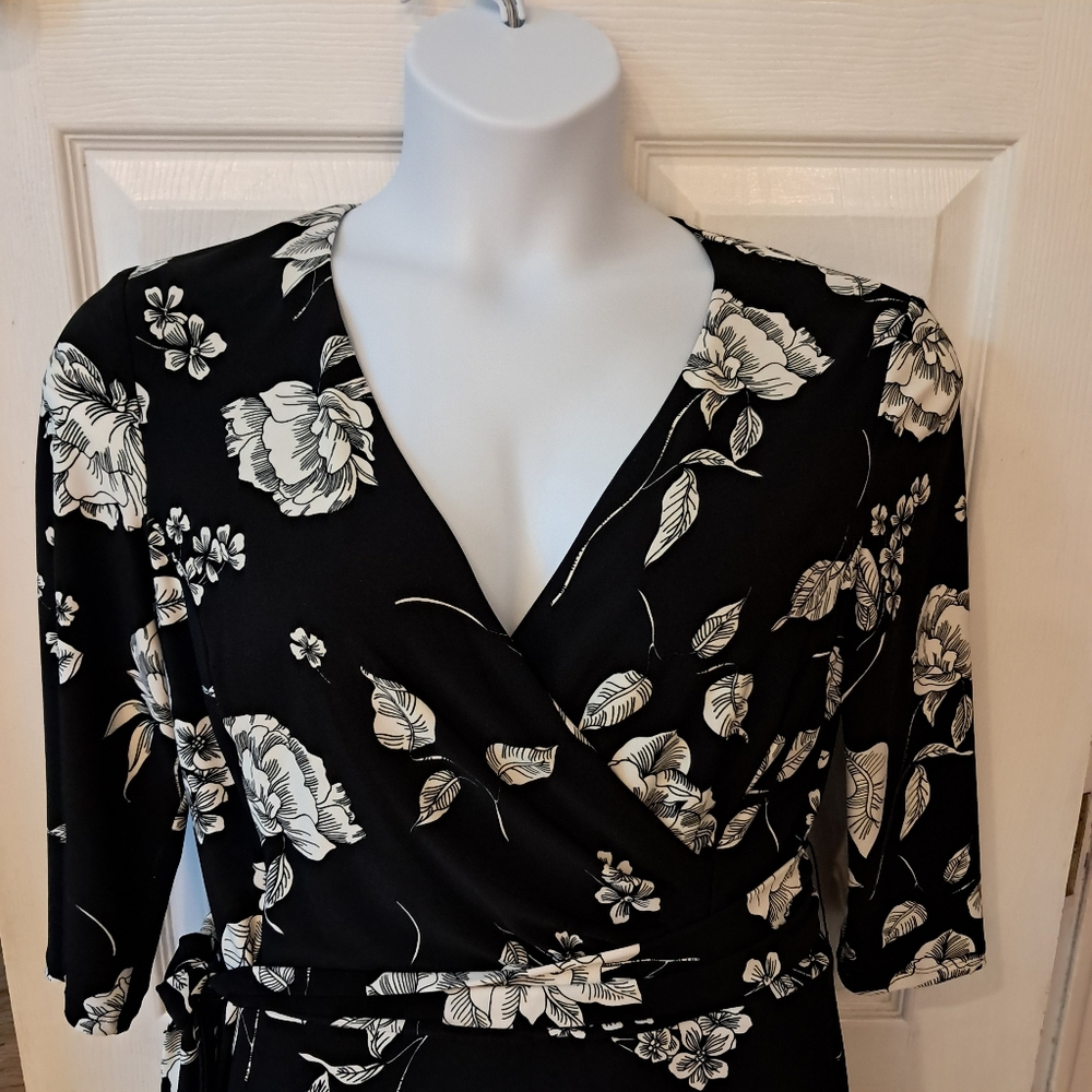 Ralph Lauren Plus Size Floral Wrap Dress | Size 14